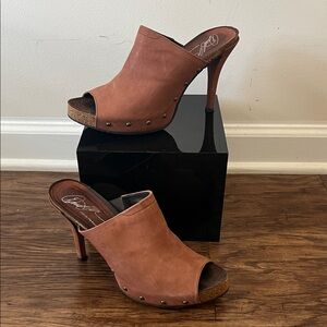 Donald J. Pliner Tan Heeled Mules